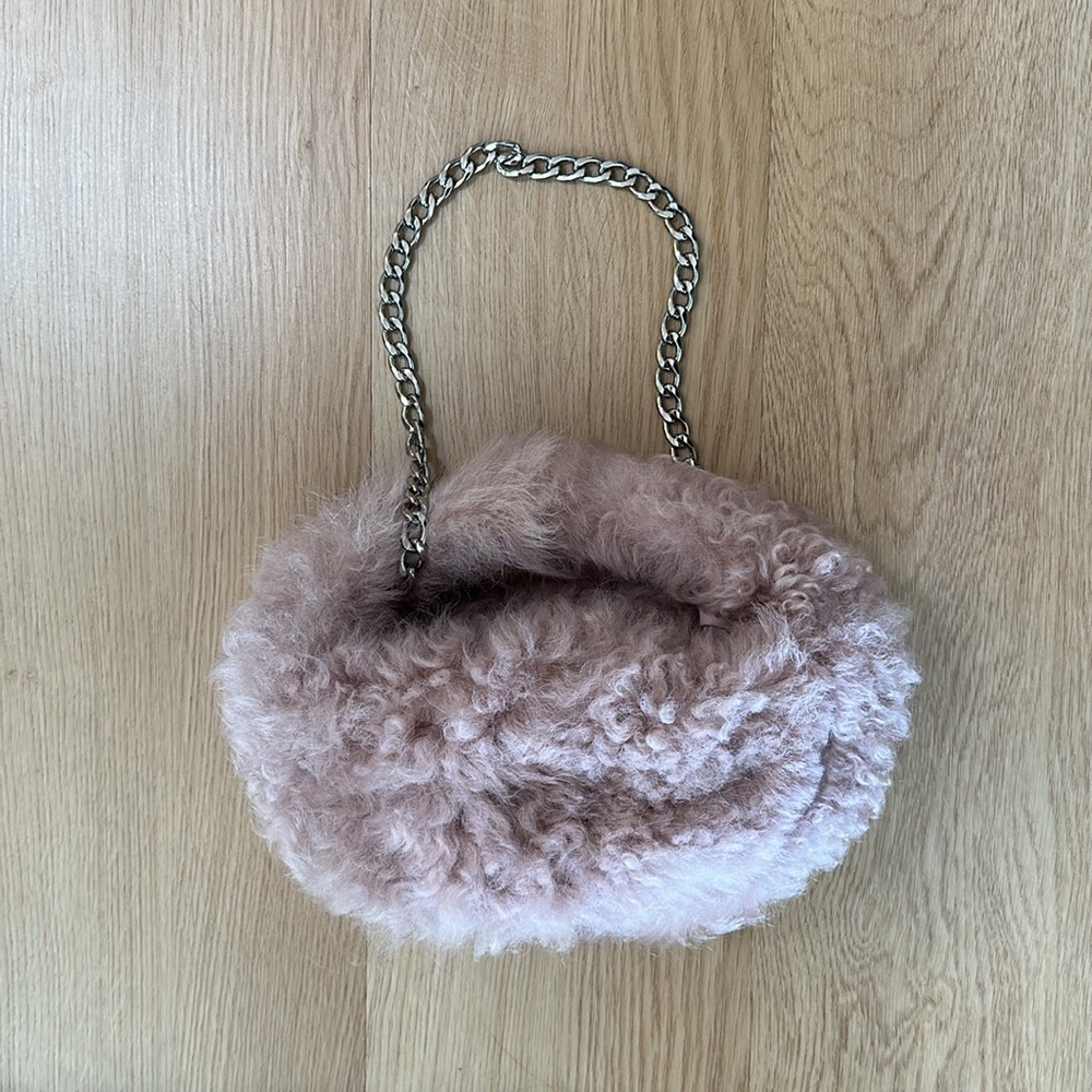 BY FAR Baby Cush bag Dusty Pink Faux Fur